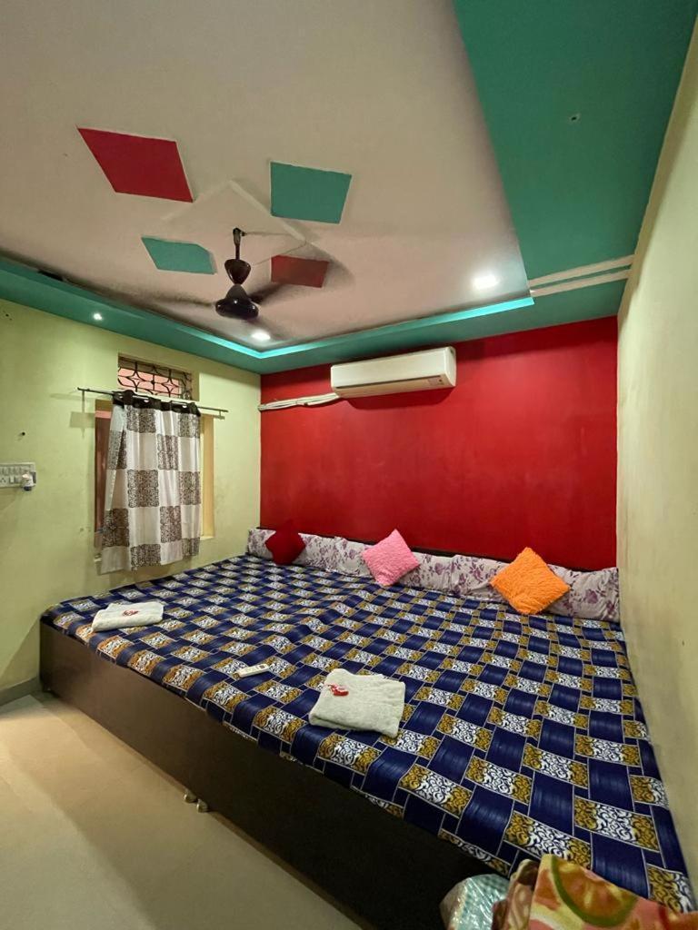 New Yanti Guest House اوجاين المظهر الخارجي الصورة
